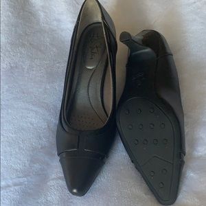 Life Stride pumps.